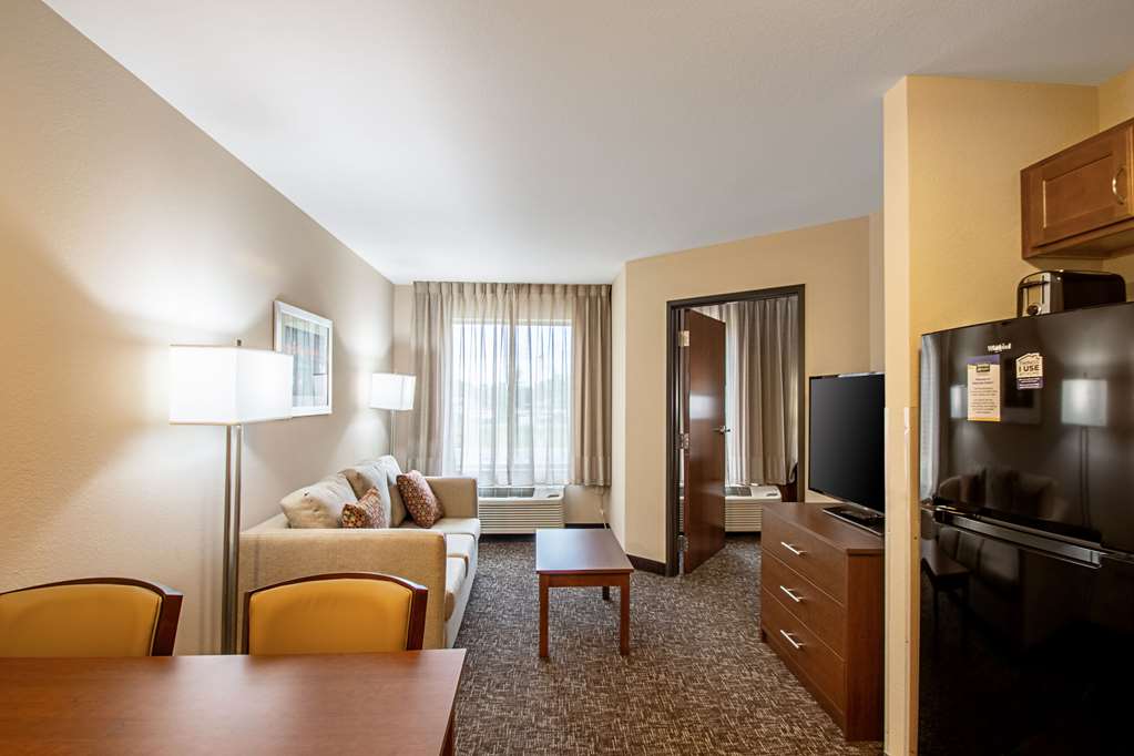 MainStay Suites Madison Monona - photo 11