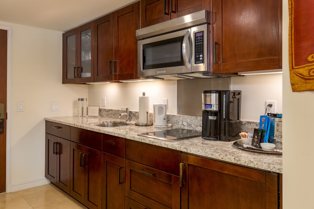 Jet Luxury at The Trump Waikiki - photo 46