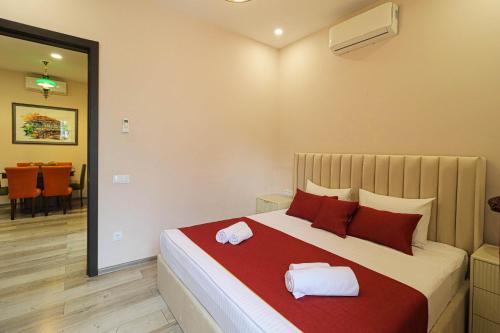 Comfortable 2BR Apt with 3 Balconies by Wehost