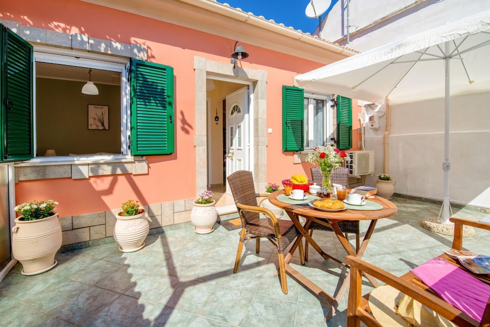 Xenia House in Gaios — 4-Star Luxury Hotel in Gaios, Greece