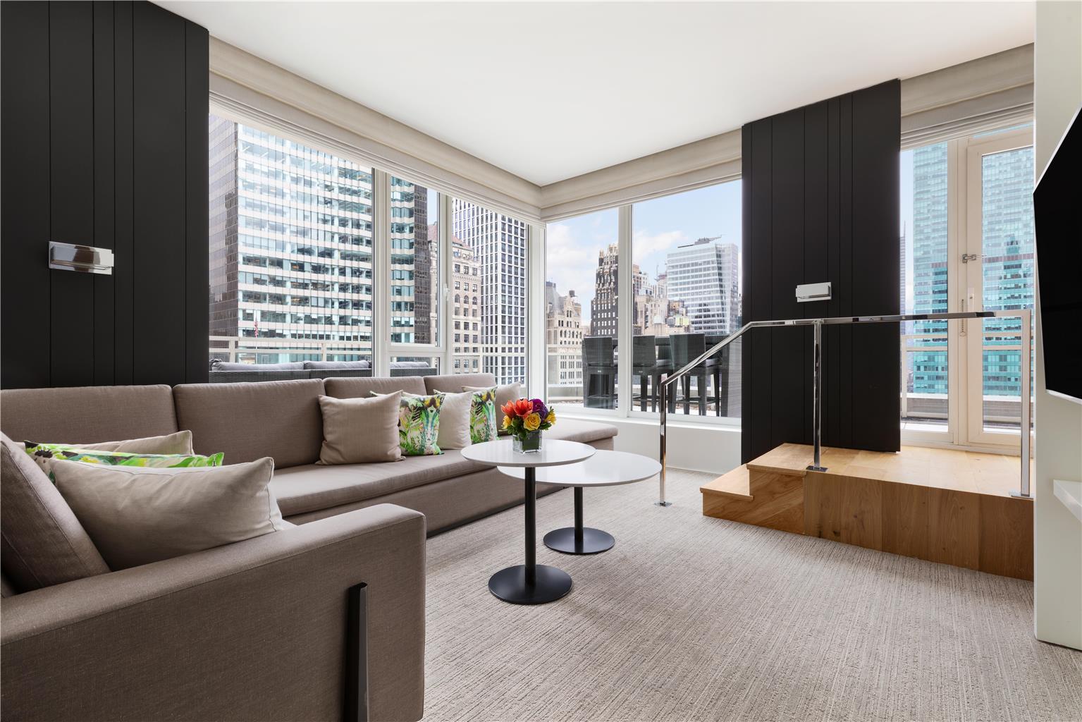 Andaz 5Th Avenue By Hyatt — 4-Star Luxury Hotel in New York City, United States