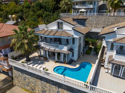 Villa mit einzigartigem Ausblick — 4-Star Luxury Hotel in Alanya, Turkey