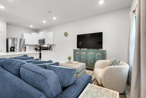 Beachy Gulf Breeze Home Family & Pet Friendly — 4-Star Luxury Hotel in Gulf Breeze, United States