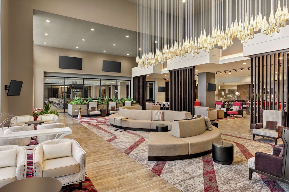 Embassy Suites by Hilton Round Rock - photo 4