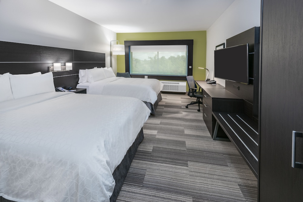 Holiday Inn Express & Suites Bryan College Station by IHG - photo 2