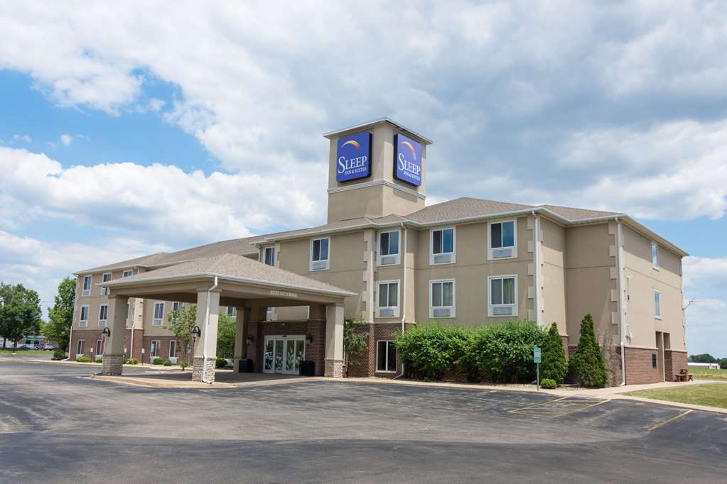 Sleep Inn & Suites Washington near Peoria - featured photo