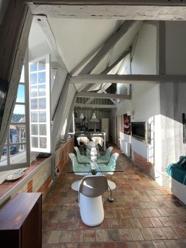 1001 Nuits Apparts in Honfleur, France