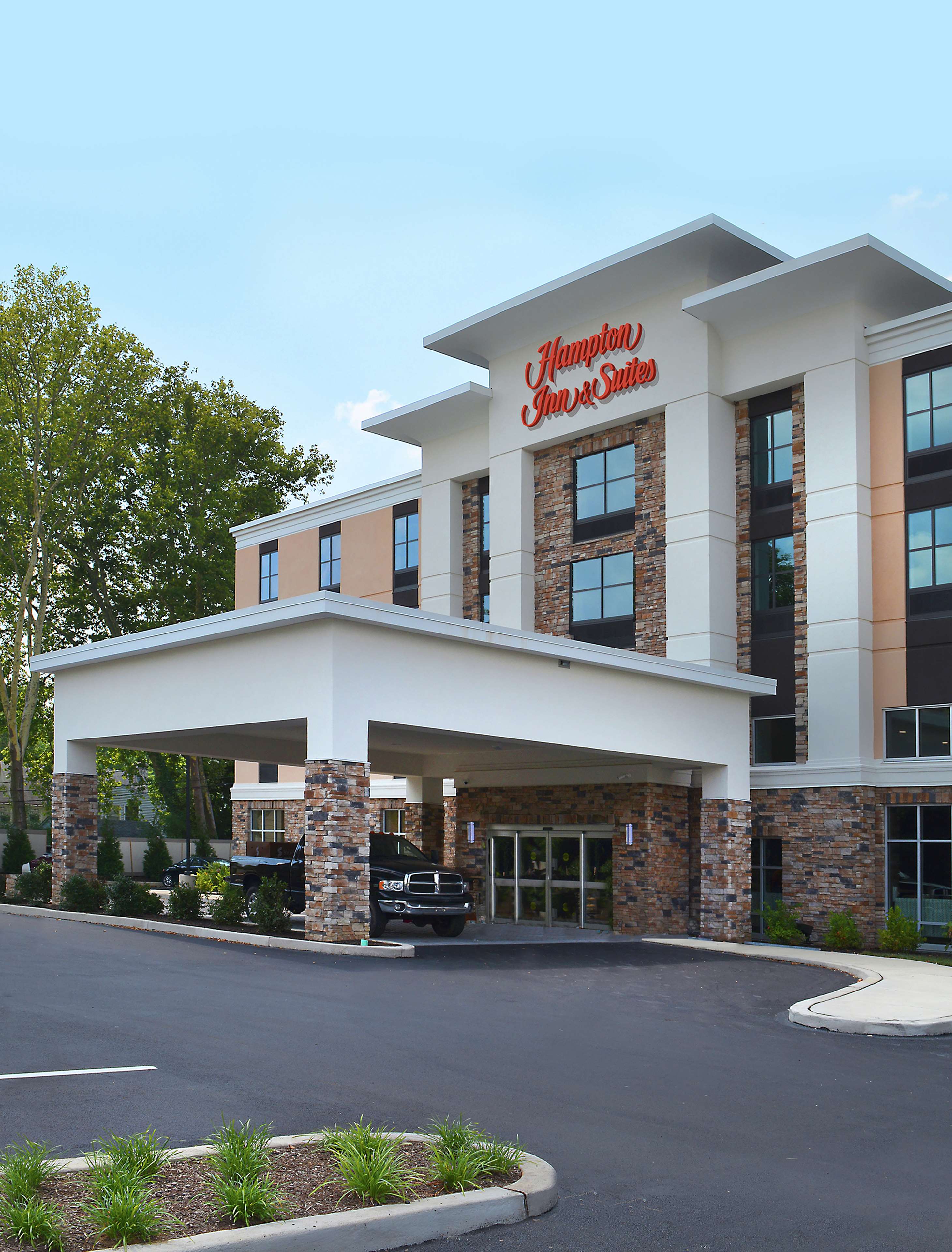 Hampton Inn & Suites Philadelphia Media - photo 2