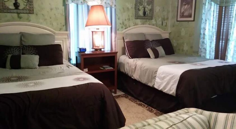 Klauzz in Bay, United States