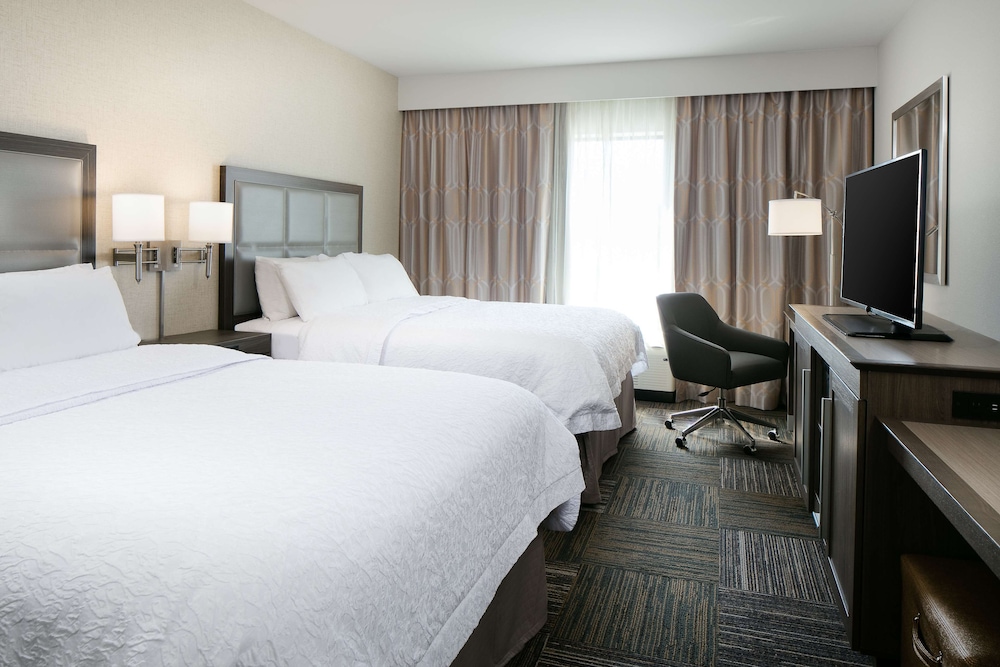 Hampton Inn & Suites Mason City - photo 16