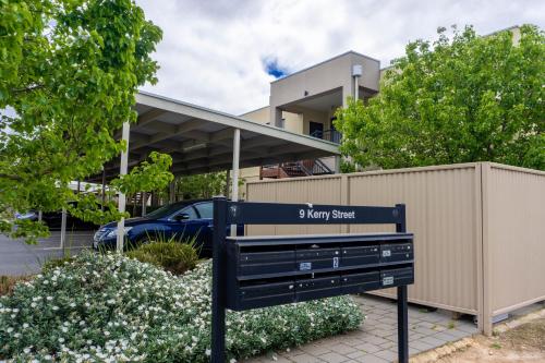 Tasha's Apartments on Kerry — 4-Star Luxury Hotel in Pennington, Australia