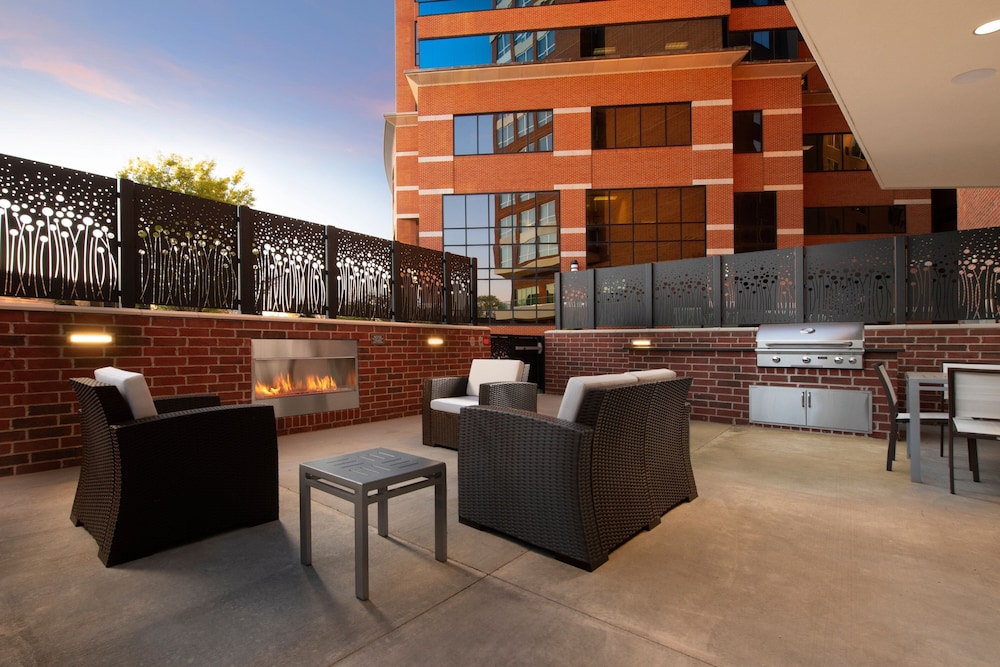 Residence Inn St. Louis Clayton - photo 19