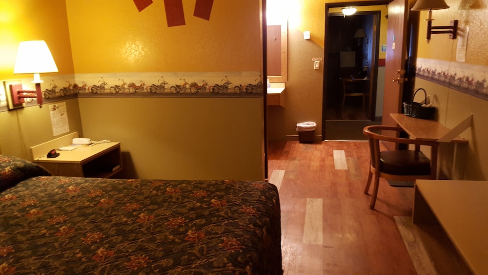 Earth Inn Motel - photo 16
