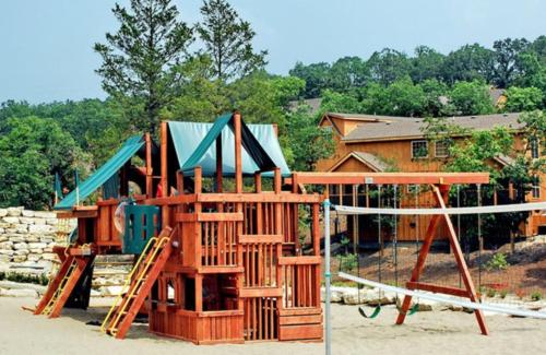 The LUX @ Stonebridge Close to SDC Resort Amenities - photo 11