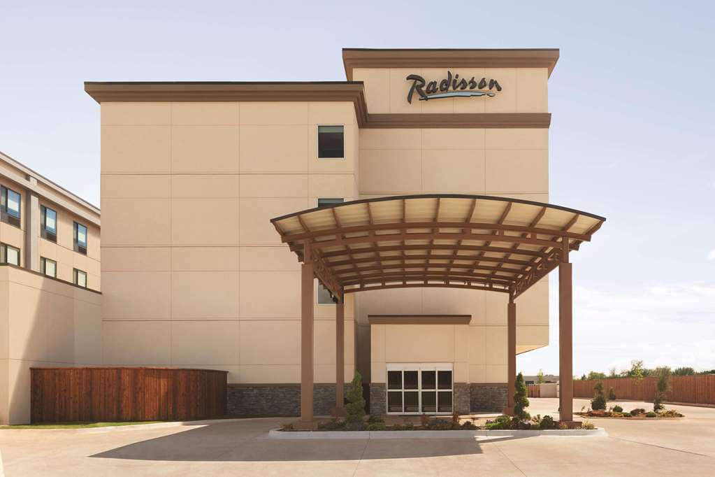 Radisson Hotel Oklahoma City Airport - photo 2
