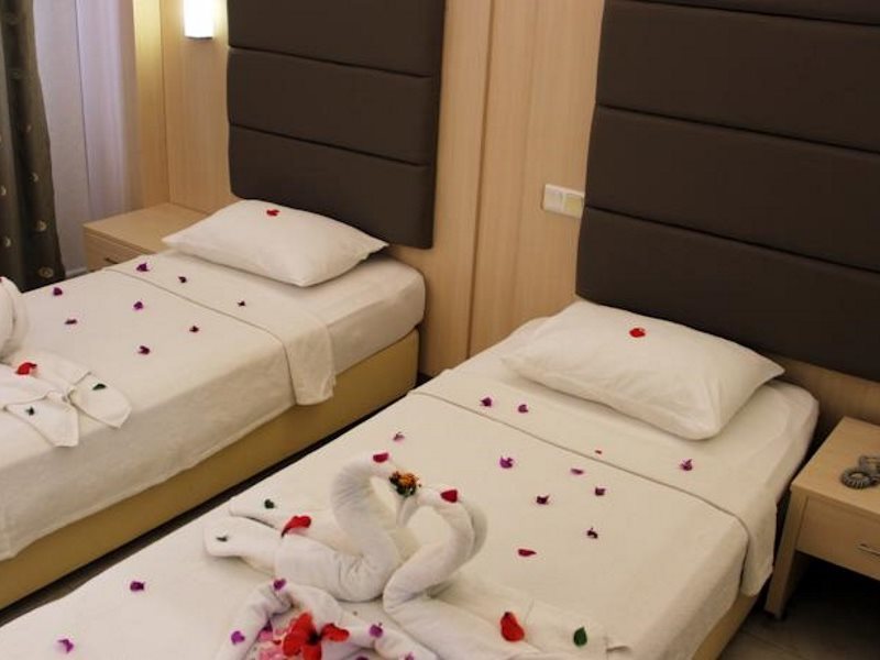 Ozcan Hotel — Marmaris — photo 2