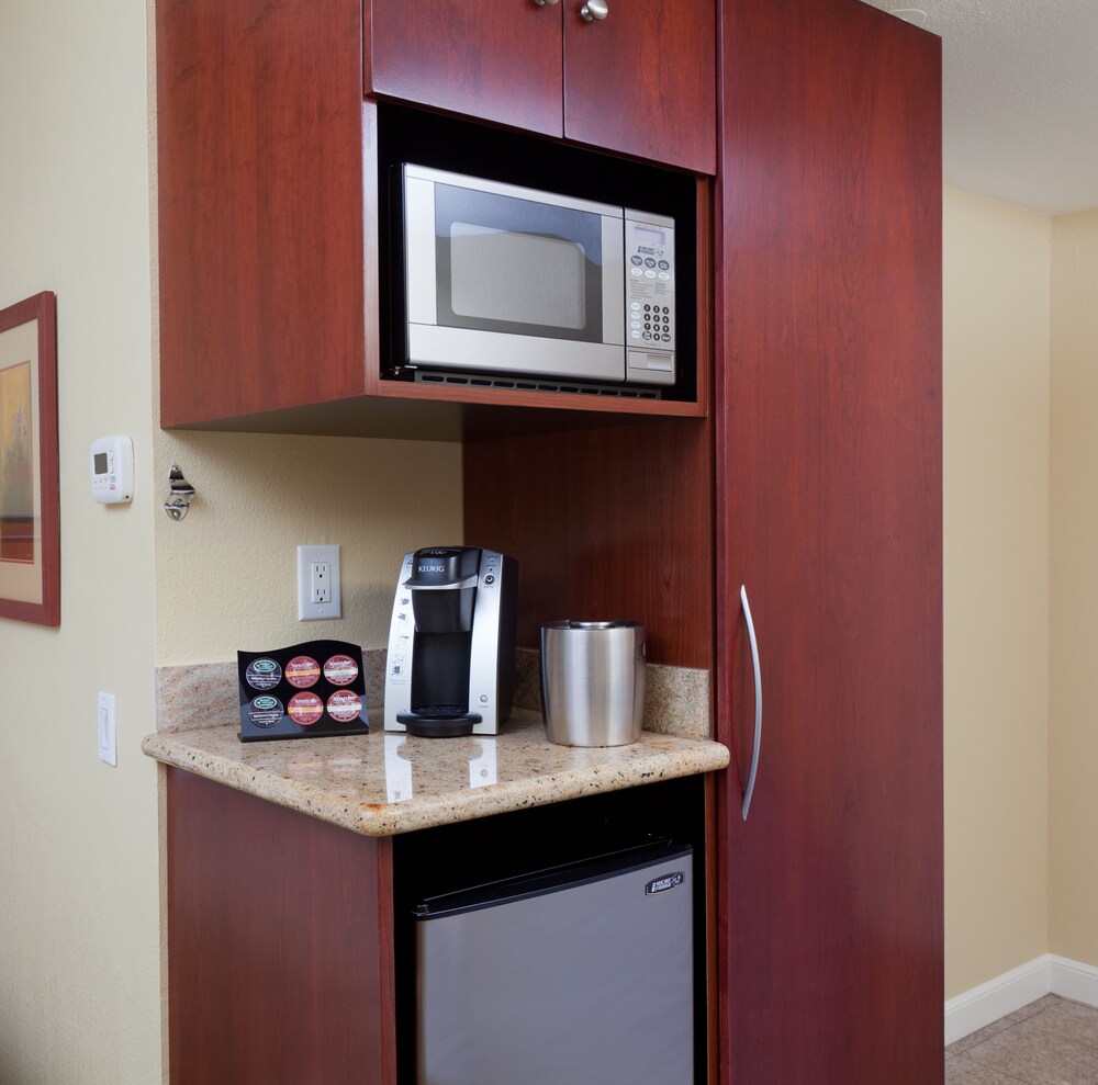 The Cottages Hotel - photo 12