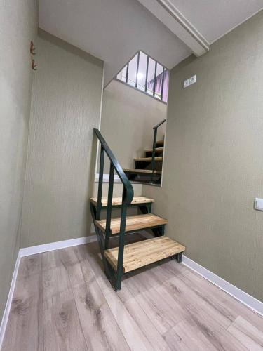 Twin's Twin Apartments
