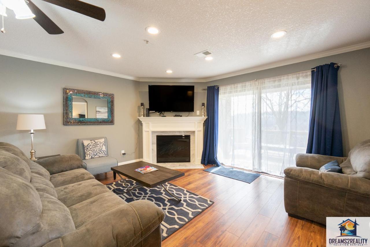 2Br Updated Condo Close To The Strip Stairs Required 2 Pools Free Tickets Included Fhe 3 — 4-Star Luxury Hotel in Branson, United States