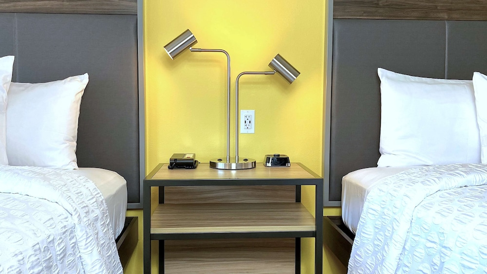 Tru By Hilton Baltimore Harbor East MD - photo 15