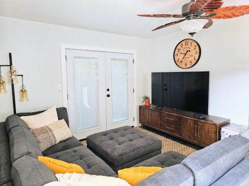 Comfort Location Reasonable Price 2 blocks 2 the beach — 4-Star Luxury Hotel in Kailua-Kona, United States