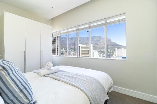 Cape Town City Views 2 Bedroom Apartment