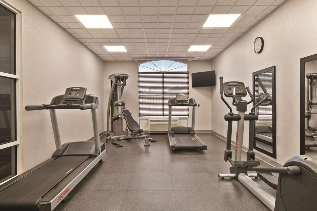 Country Inn & Suites by Radisson Petersburg VA - photo 12