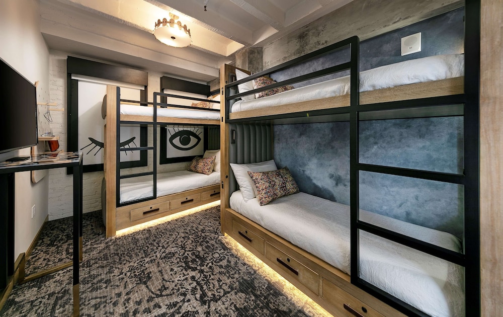 The Wayfarer Downtown LA Tapestry Collection by Hilton - photo 22