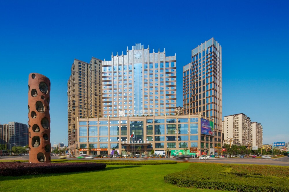 Hualuxe Leshan An Ihg Hotel in Leshan, People's Republic of China