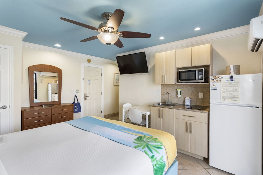 Bayview Plaza Waterfront Resort - photo 29