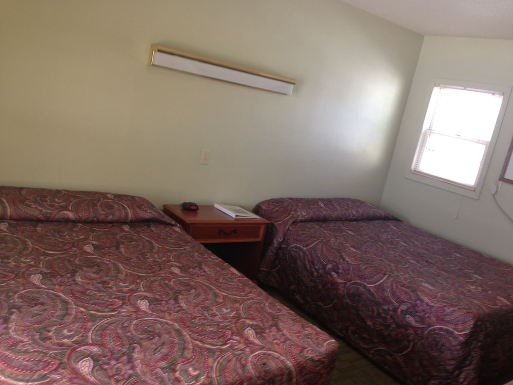 Jamestown Motel - photo 27