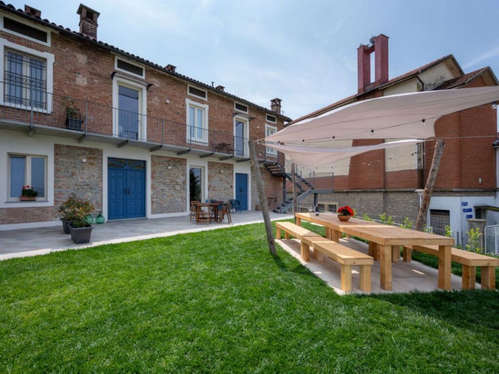 Il Sogno di Elisa Country House — 4-Star Luxury Hotel in Calosso, Italy
