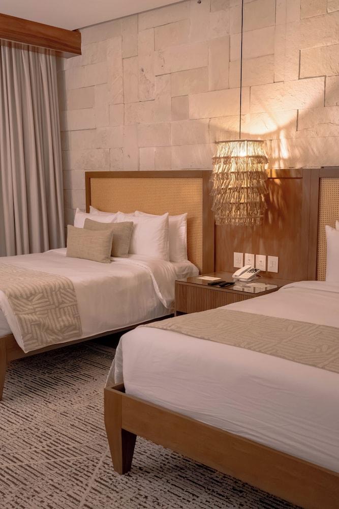 Hotel Mundo Maya Edzná