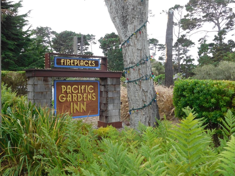 Pacific Gardens Inn - photo 45
