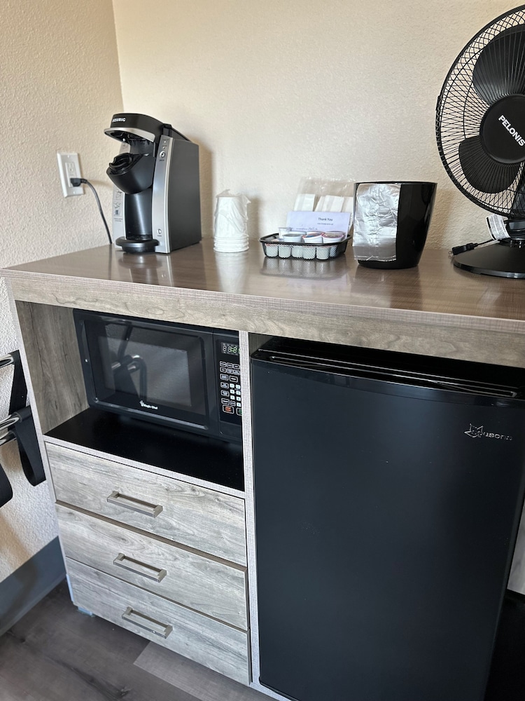 The Coastal Inn and Suites - photo 58