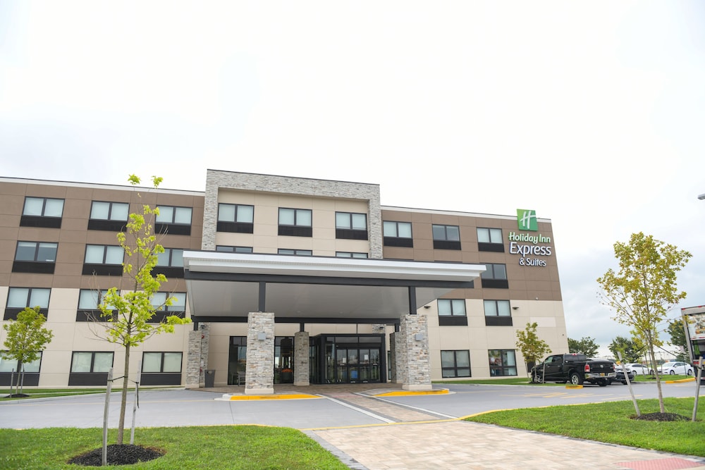 Holiday Inn Express & Suites Middletown by IHG - photo 46