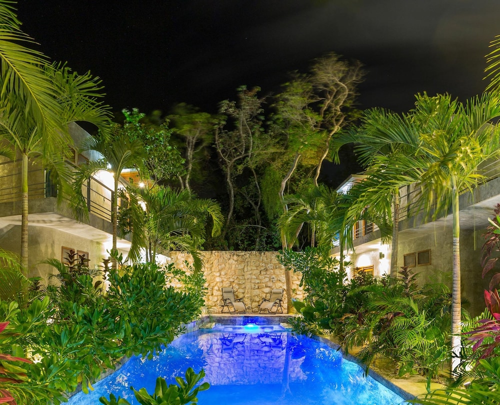 Solera Tulum with Pool - carbon neutral hotel in Tulum