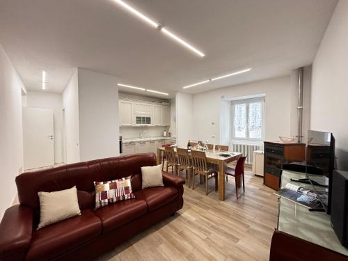 Casa Manzoni Gravedona Larihome A84 — 4-Star Luxury Hotel in Gravedona-San Gregorio, Italy