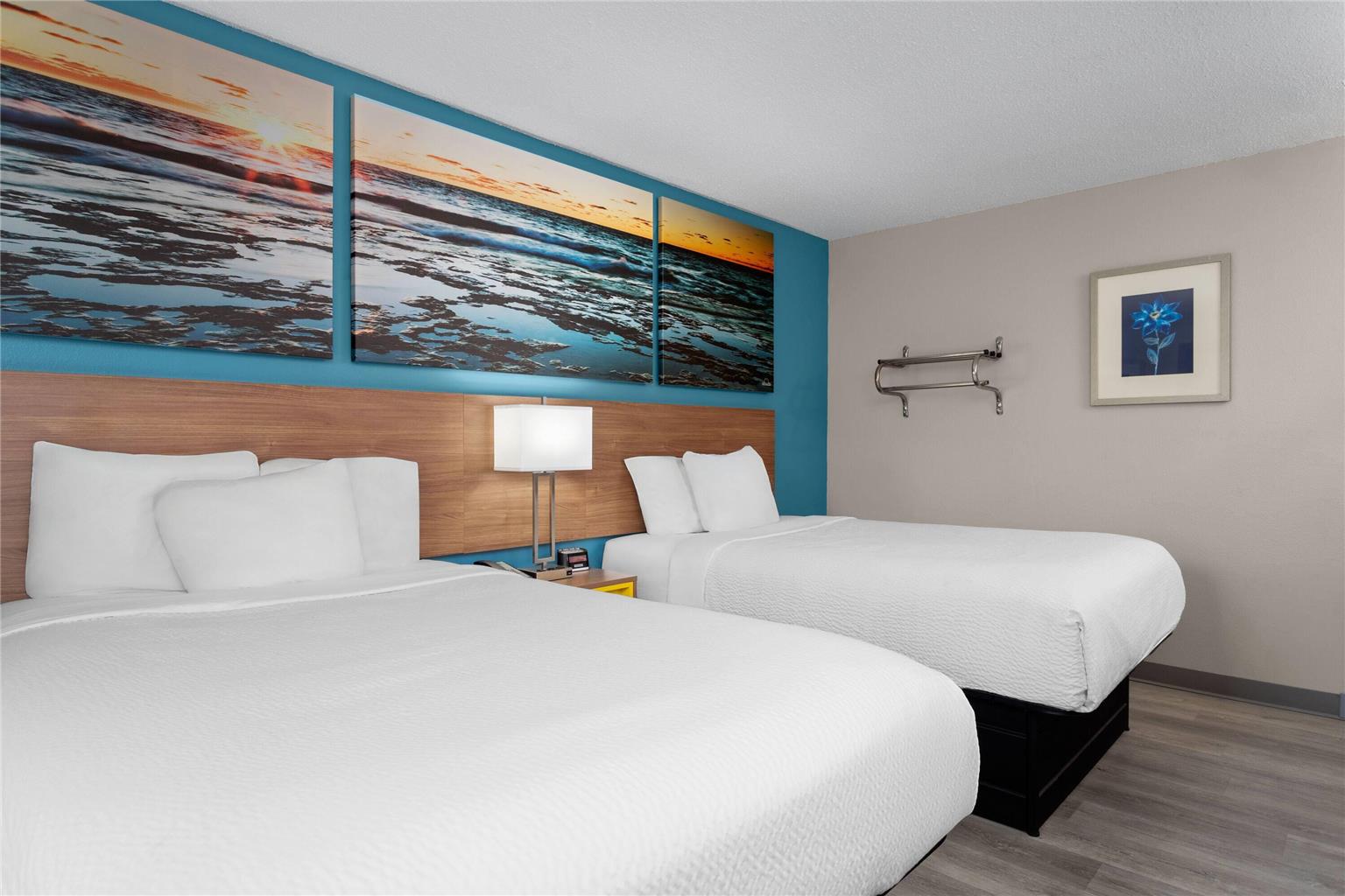 Days Inn by Wyndham Austin - photo 21