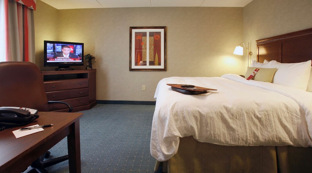 Hampton Inn & Suites Columbus Polaris - photo 6