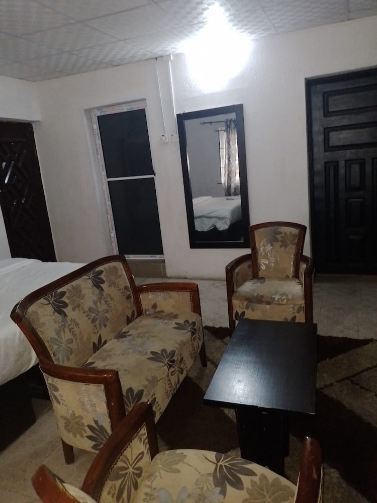 Tega Suites Ikeja — Lagos — photo 4