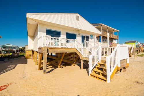 Lisa Lu by Oak Island Accommodations - photo 48
