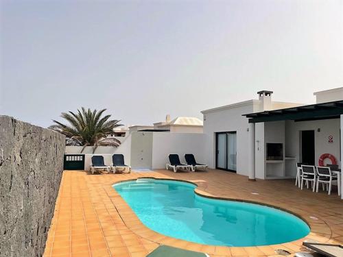 Villa Mareta — 4-Star Luxury Hotel in Playa Blanca, Spain