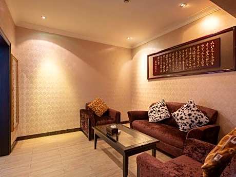 Jin Ri Ming Du Hotel — hotel in Lanxi