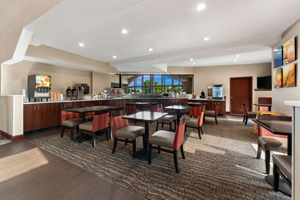 Comfort Suites near Robins Air Force Base - photo 30