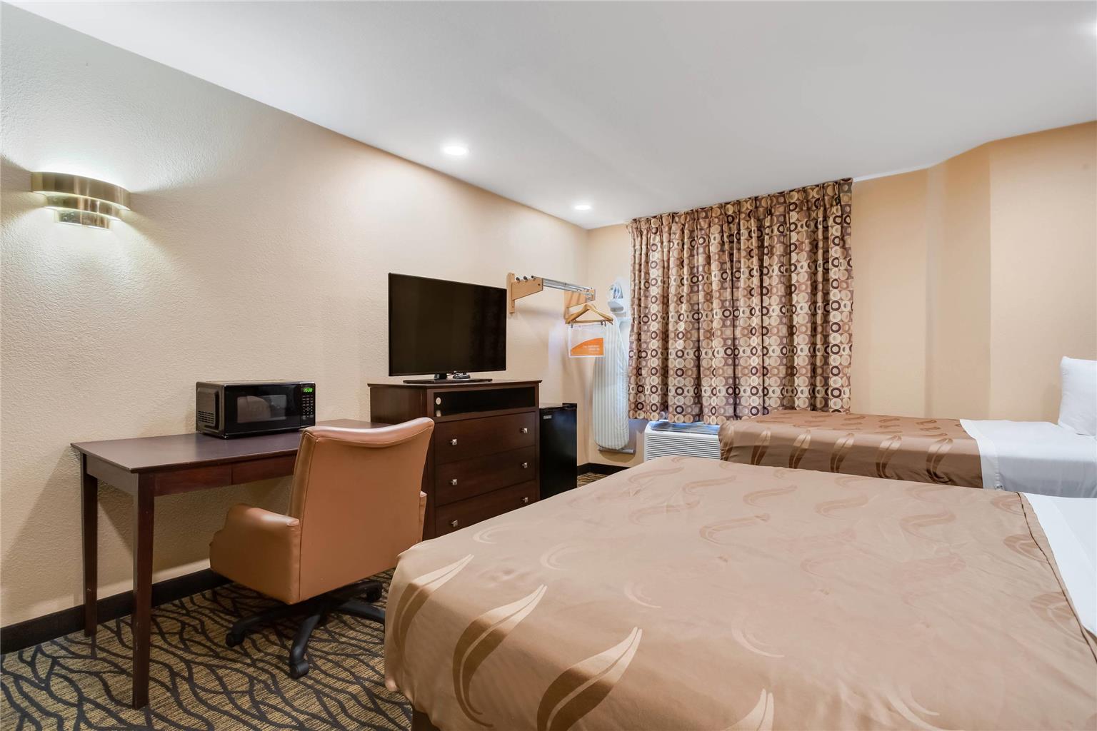 Quality Inn Lees Summit Kansas City - photo 9