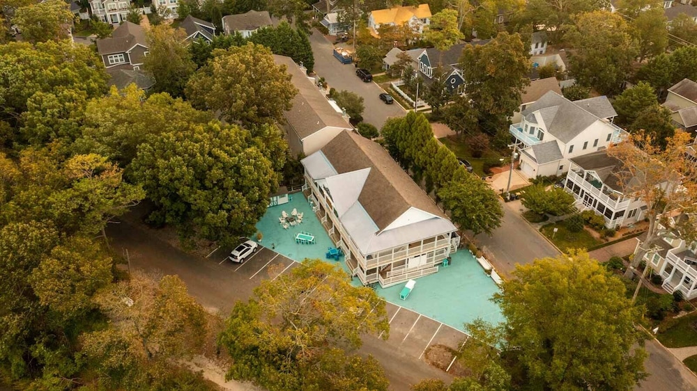 Canalside Inn - photo 183