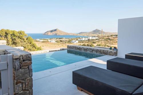 Seasterni Villa — 4-Star Luxury Hotel in Paros, Greece