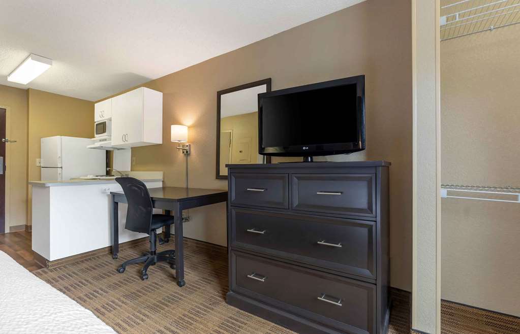 Extended Stay America Select Suites Austin Northwest Lakeline Mall - photo 6