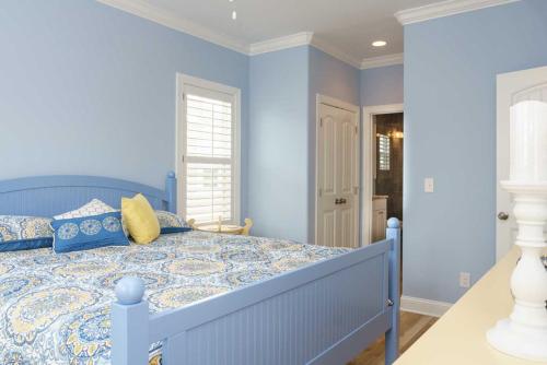 Porpoise Driven Life by Oak Island Accommodations - photo 28